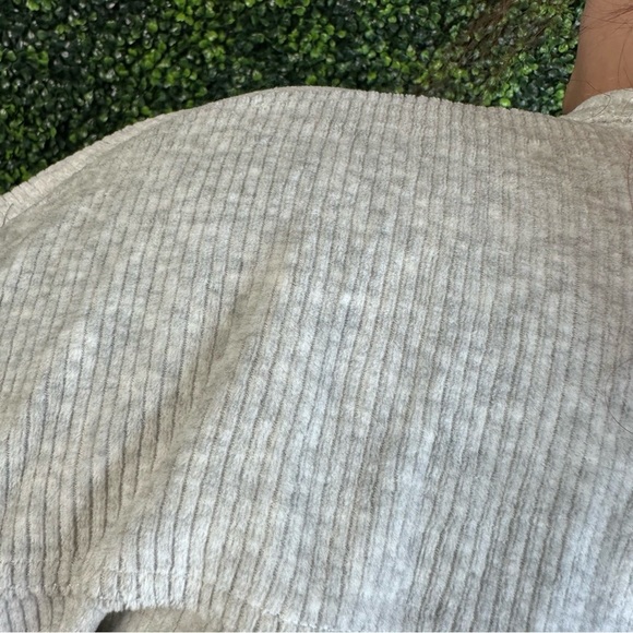 Aerie Gray corduroy zip up jacket nwt - Picture 6 of 9